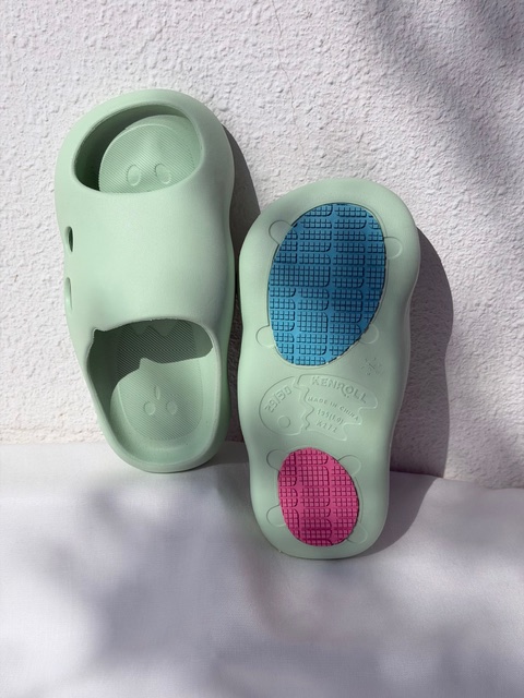 ShoreGrip Kids's Non-Slip Beach Slippers